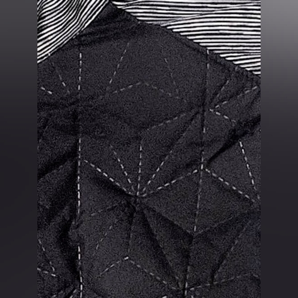 NVO Sport Women's Black Quilted Geometric Next Size Medium - Picture 3 of 6